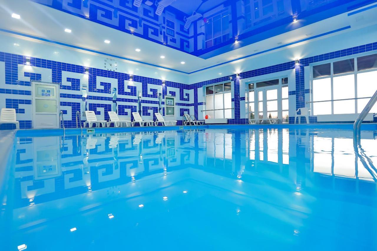 Роляда Hotel Tysmenytsia Luaran gambar
